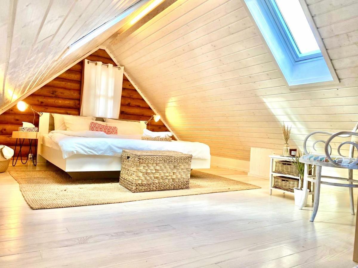 Pine Lodge Hlevci Екстер'єр фото